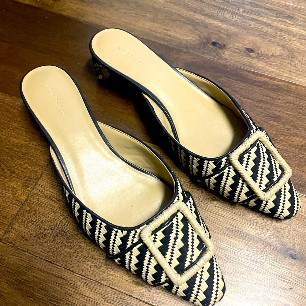 Ann Taylor kitten heel mules